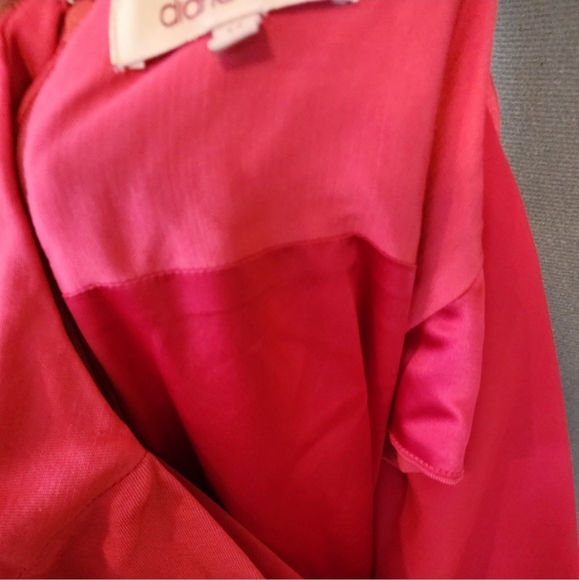 PENDING SALE woman size 10 crimson red fitted midi dress - Picture 11 of 14